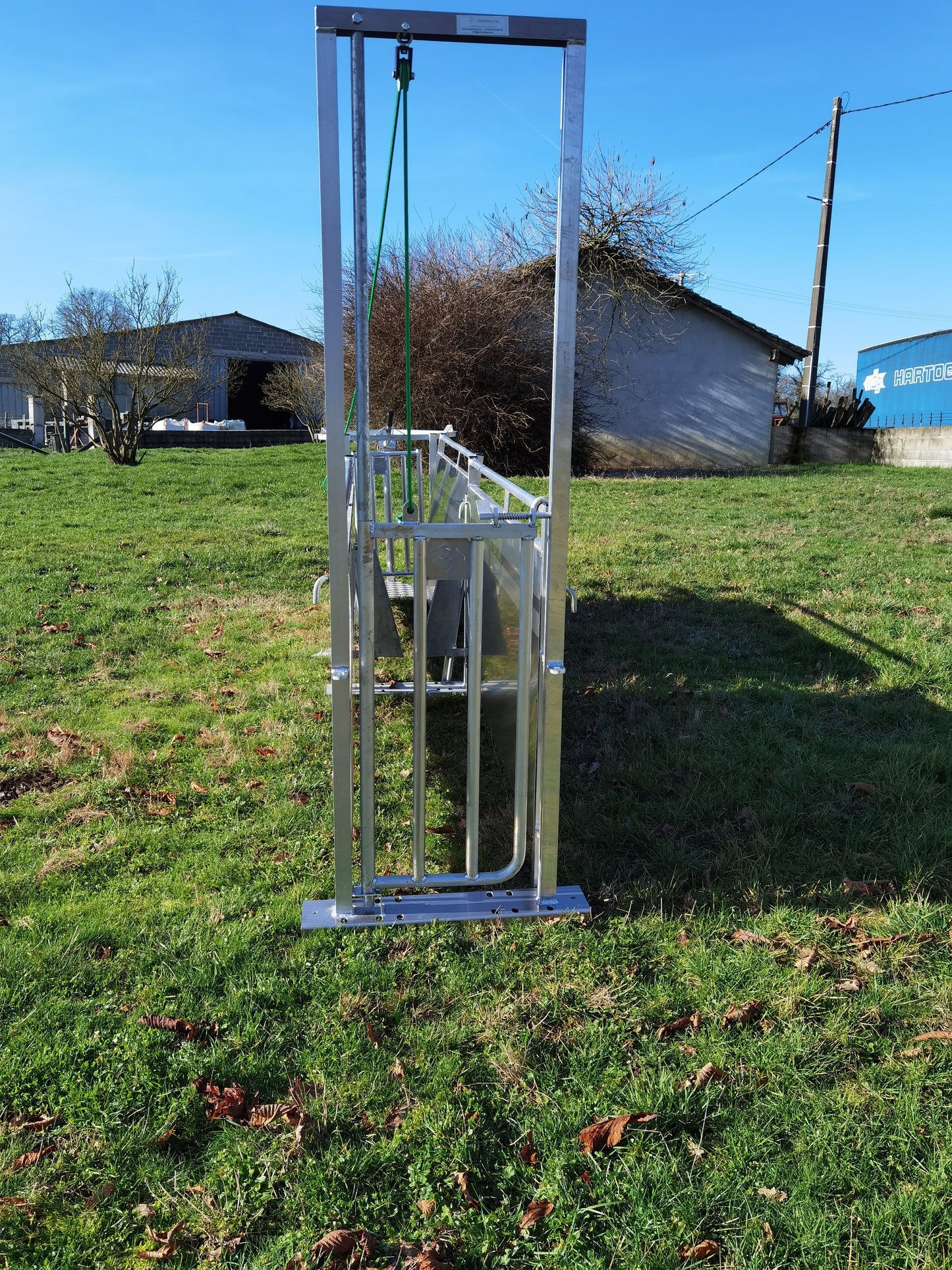 Porte Guillotine tournante