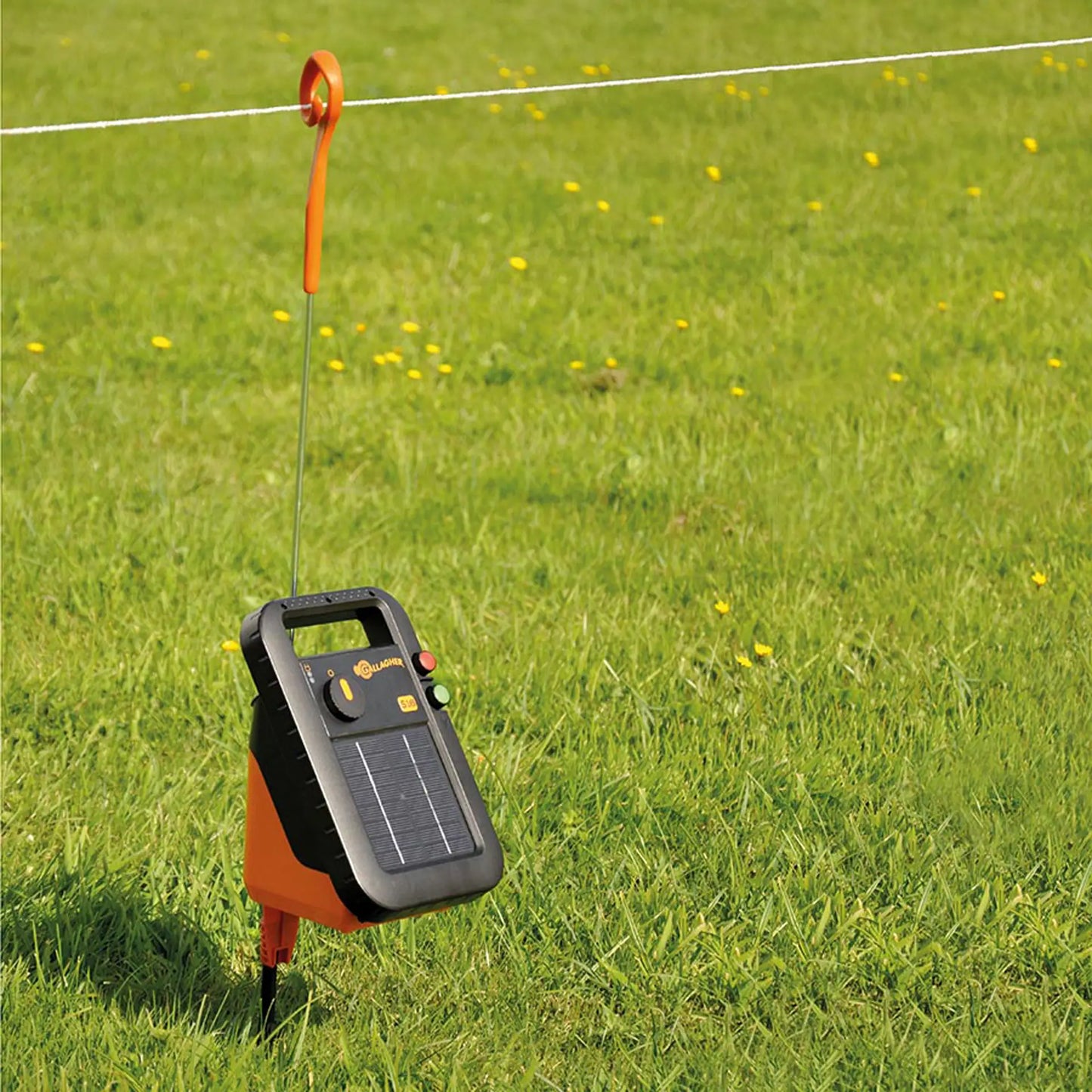 S16 Électrificateur solaire avec batterie (0,16 J - Solaire)